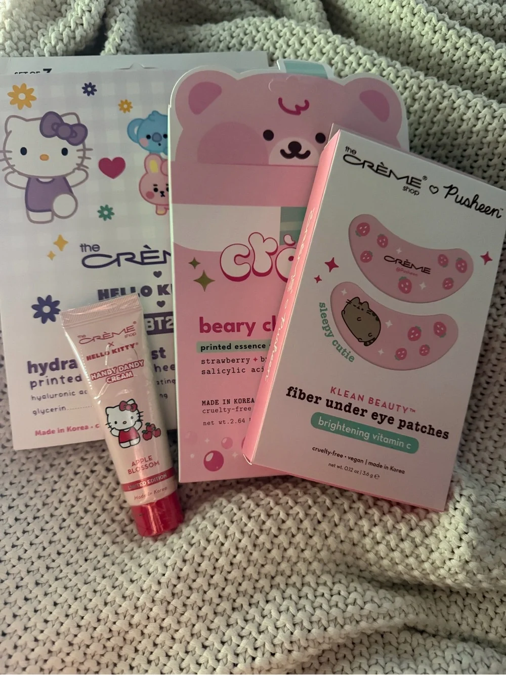 Hello Kitty Pink Hydrating Eye Care & Brightening Patches Set